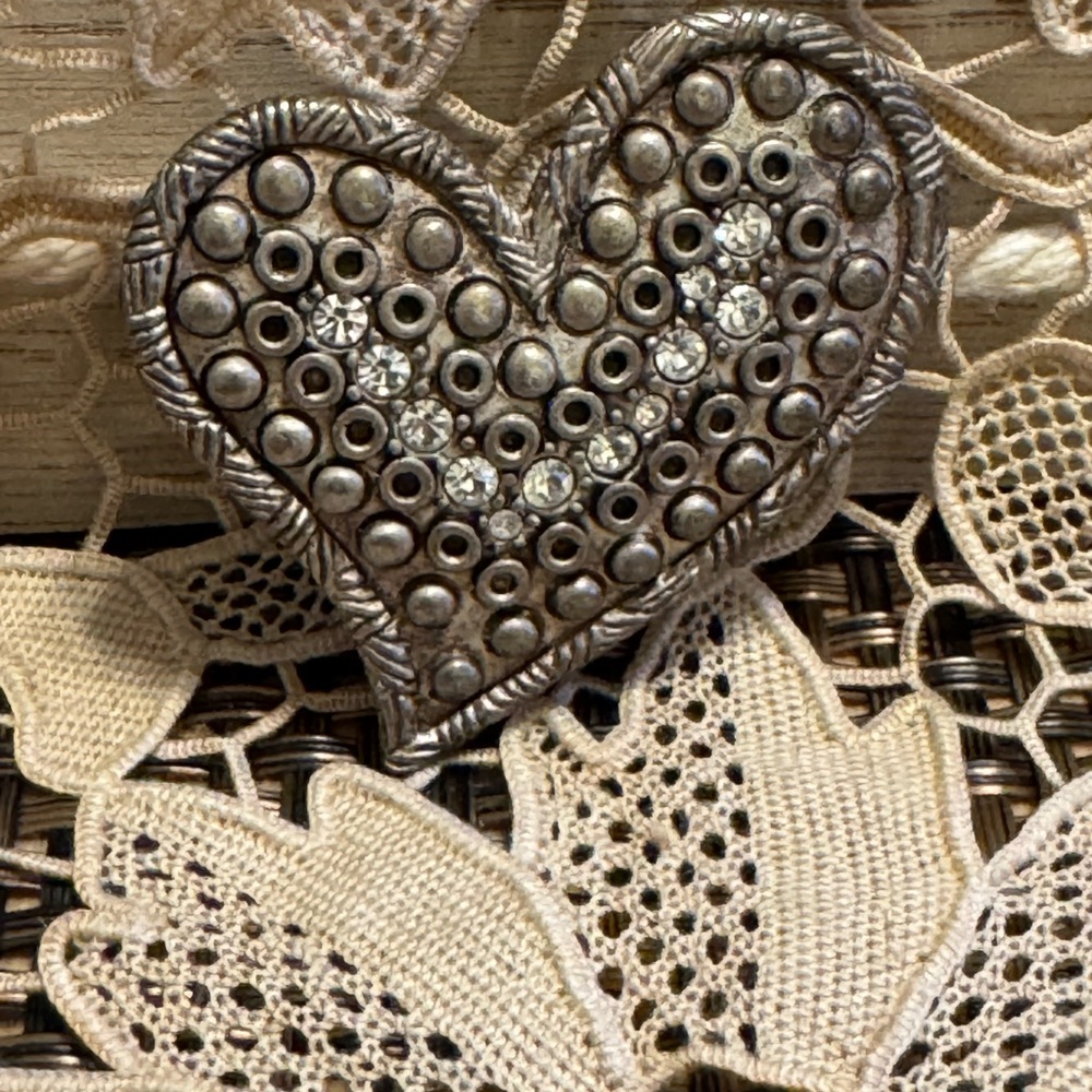 Vintage AHA 2007 stamped Chico’s silver tone textured crystal heart brooch